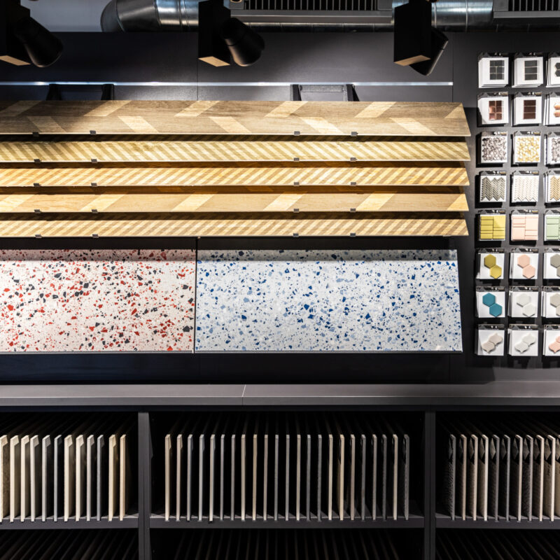 METROWALL - CASEWORK